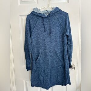 Universal Thread Heathered Blue Knit Top